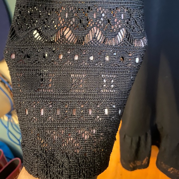 Ruffled hem black dress - Picture 7 of 7